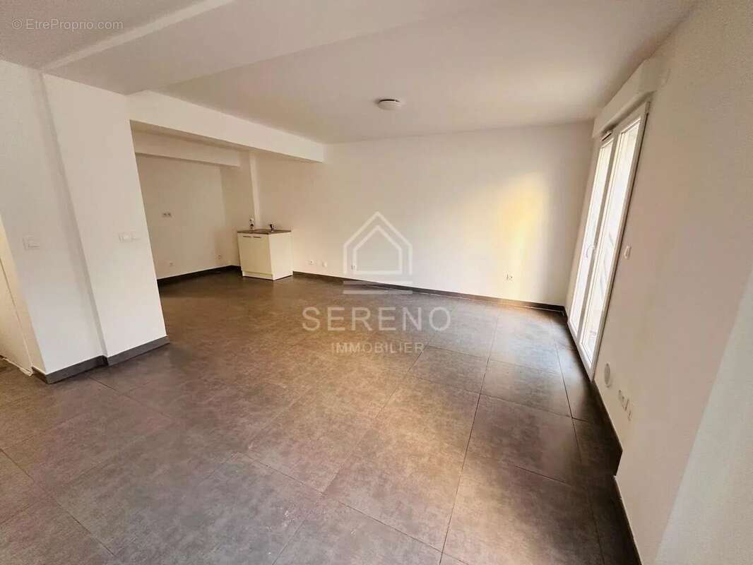 Appartement à FONTENAY-SOUS-BOIS