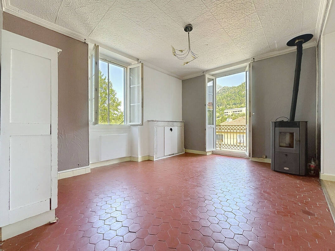Appartement à VILLARS-SUR-VAR