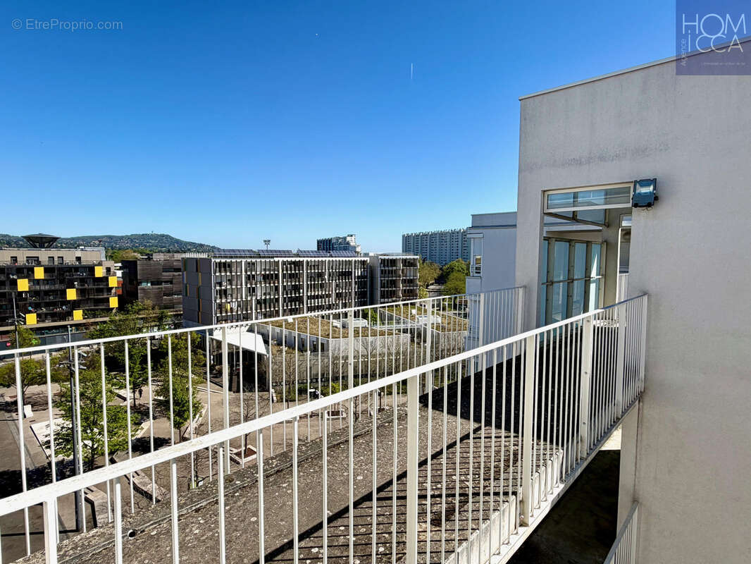 Appartement à LYON-9E