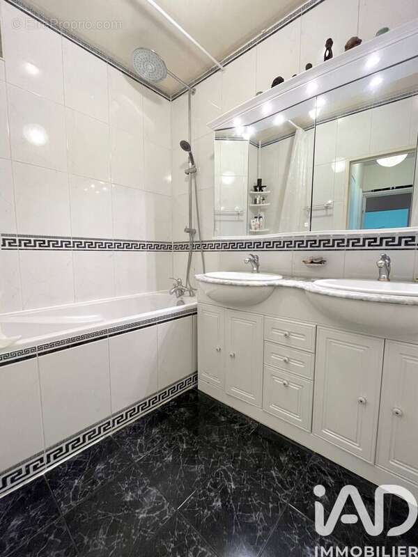 Photo 7 - Appartement à FONTENAY-AUX-ROSES