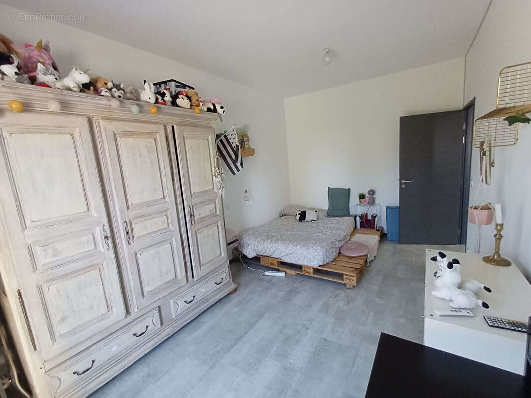 CENTRE VILLE - Maison contemporaine avec garage & piscine - photo 7