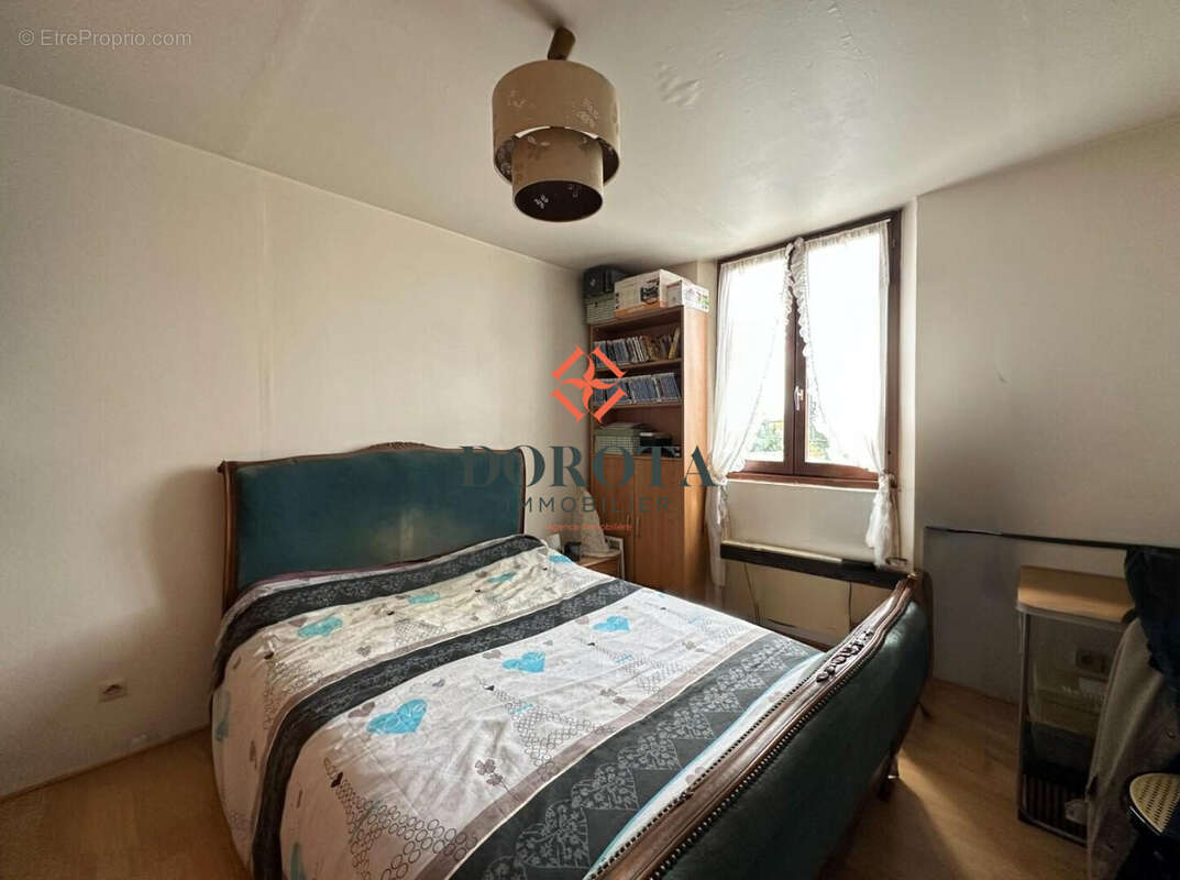 Appartement à SAINT-MARTIN-D&#039;HERES