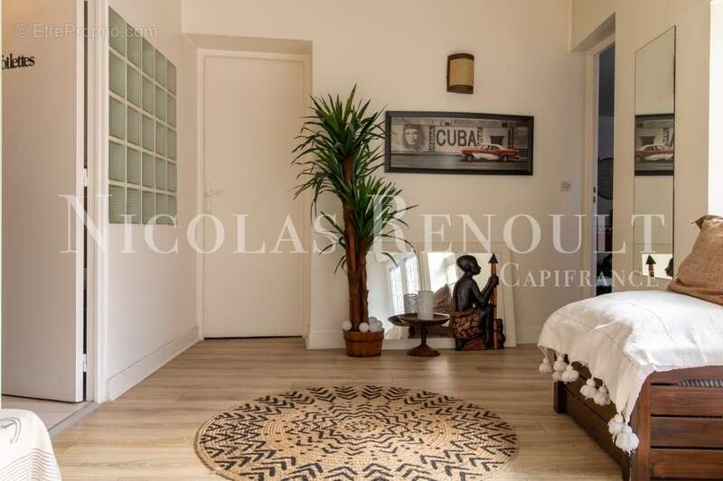 Loft spacieux, proche du centre-ville - photo 8
