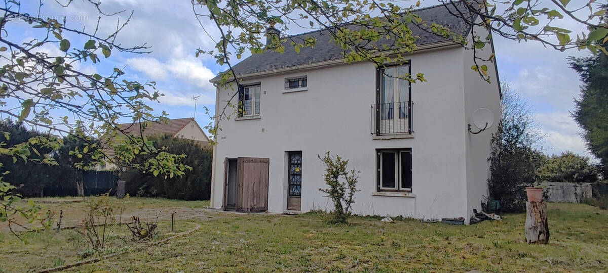 Maison à MONT-PRES-CHAMBORD