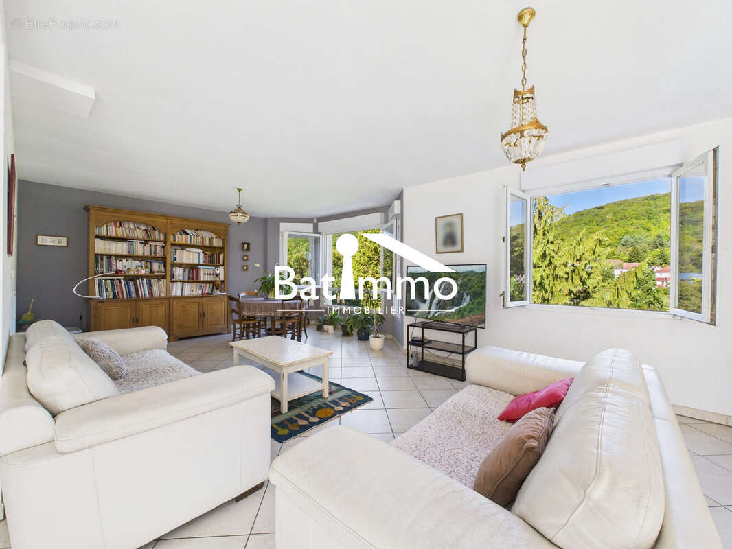 Maison à ARS-SUR-MOSELLE