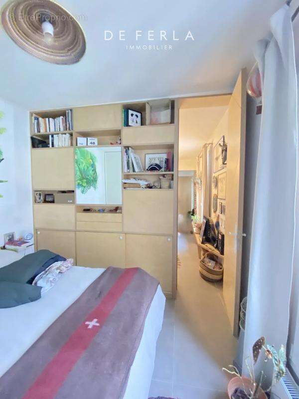 Appartement à PARIS-10E