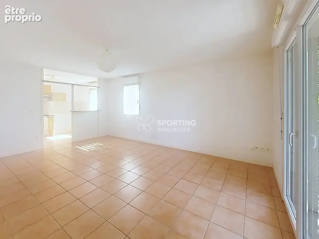 Appartement T3 lumineux avec balcon et parkings  Résidence récente à Escassefort - photo 3
