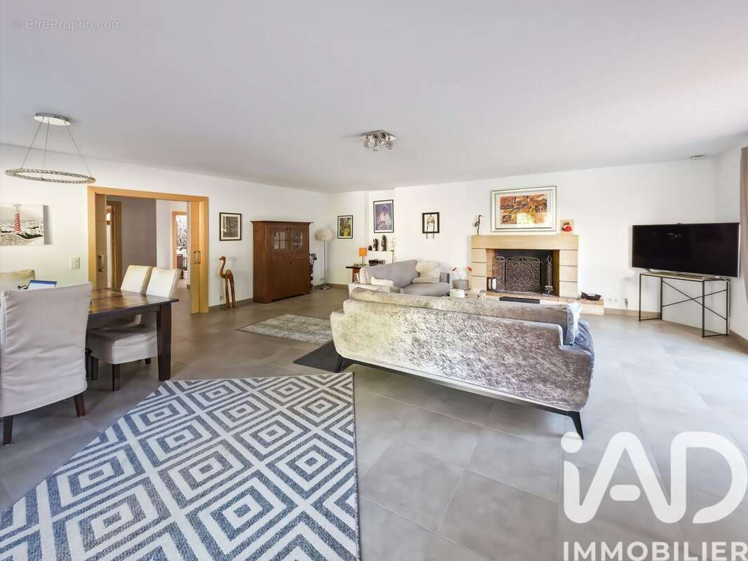 Maison 315 m² à Pezenas  - photo 4