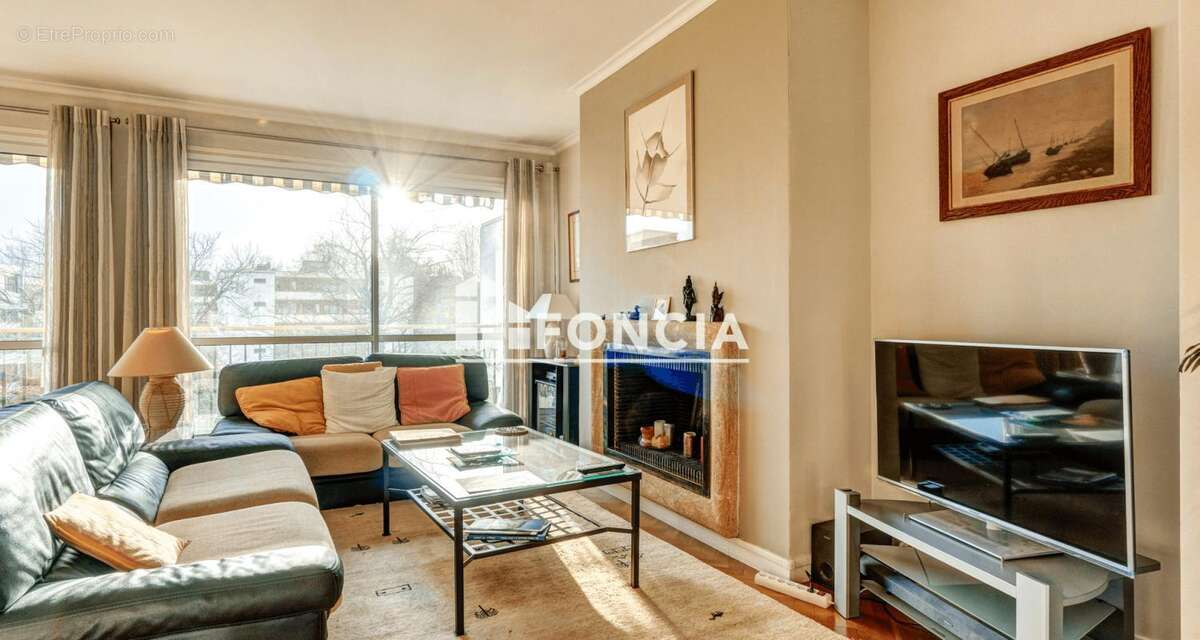 Appartement à NOISY-LE-ROI