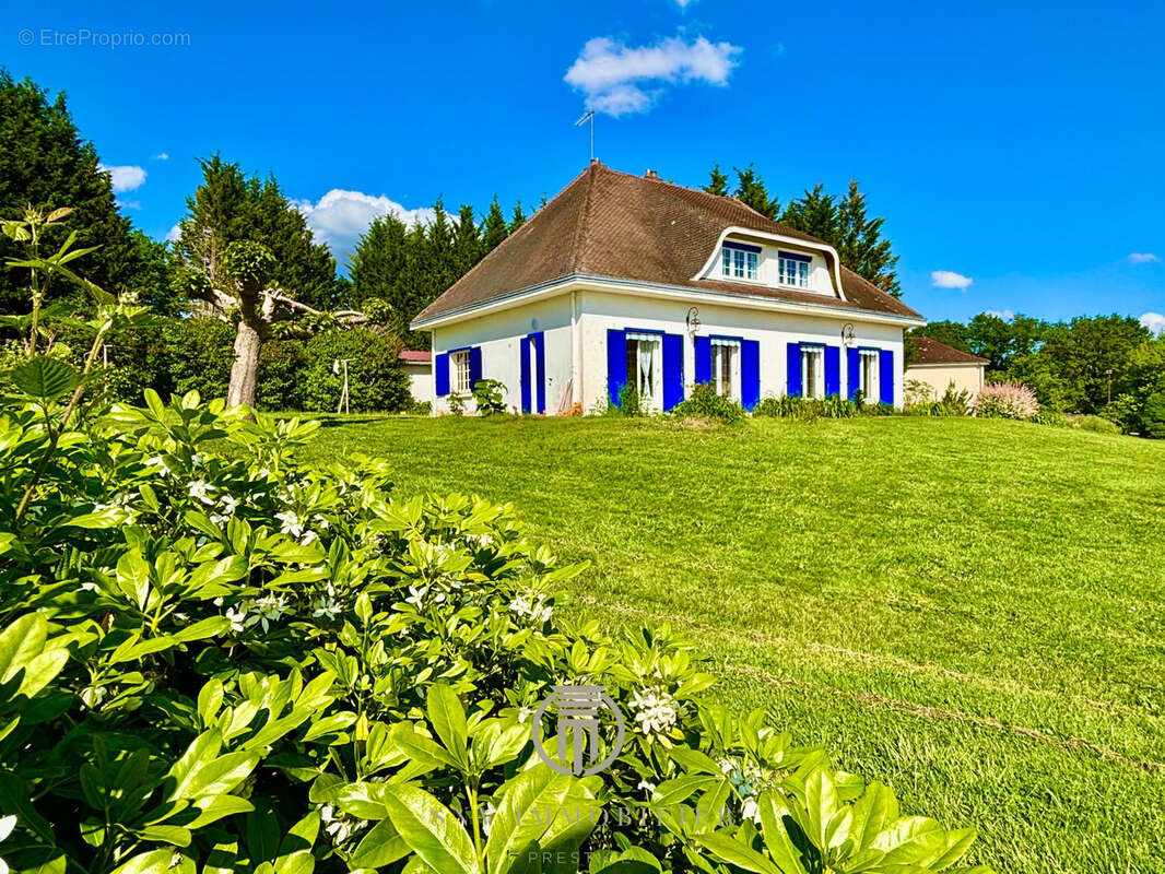 Maison à GUEUGNON