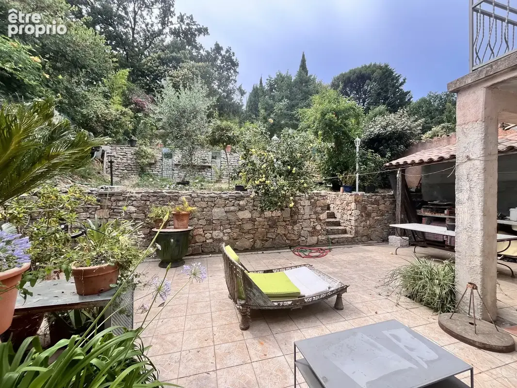 Maison à GRIMAUD