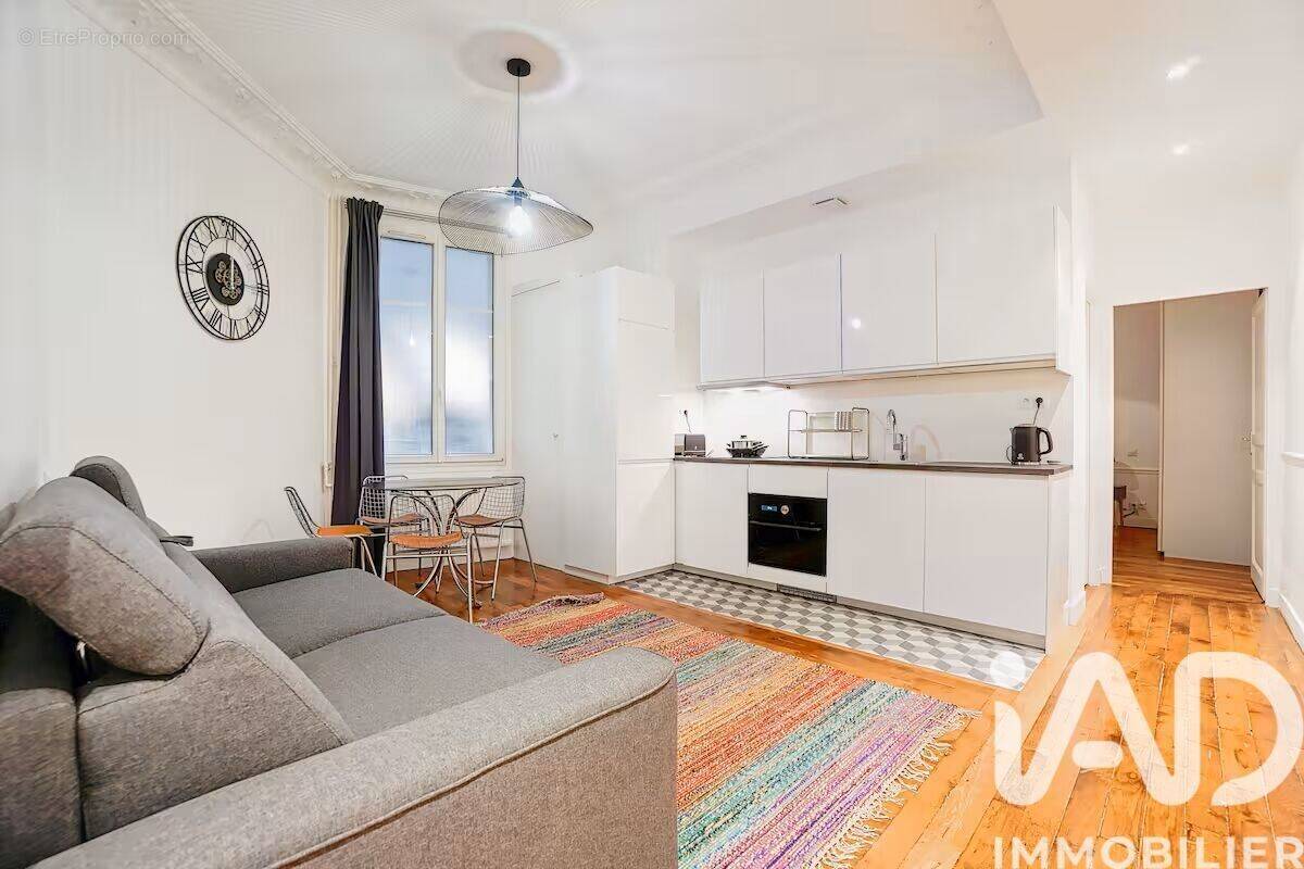 Photo 1 - Appartement à PARIS-7E