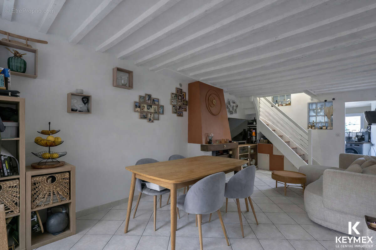 Maison à MAFFLIERS