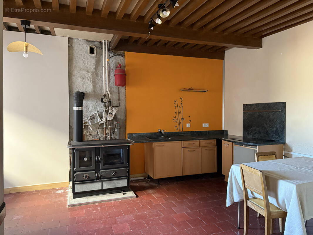 Maison à SAINT-GERMAIN-LAVAL