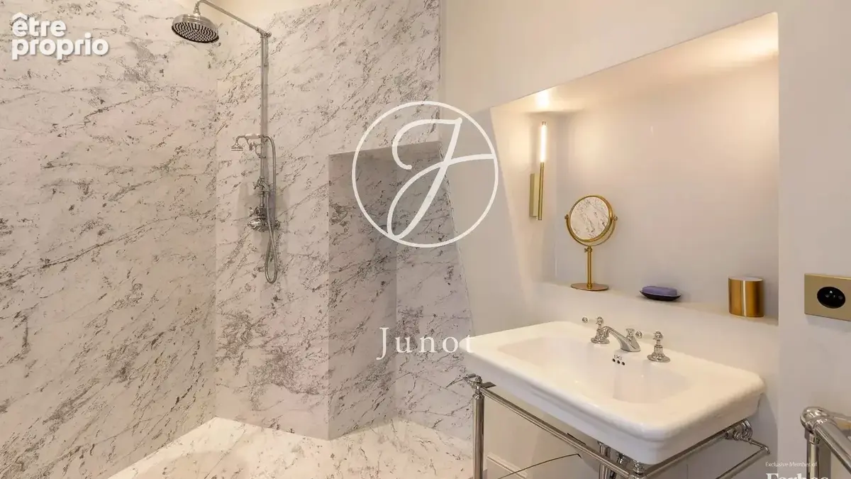 Paris 6e - FÜRSTEMBERG / SAINT-GERMAIN - Appartement à vendre - 5 pièces - 145,37m² Carrez - 3 chambres - Climatisation. - photo 13