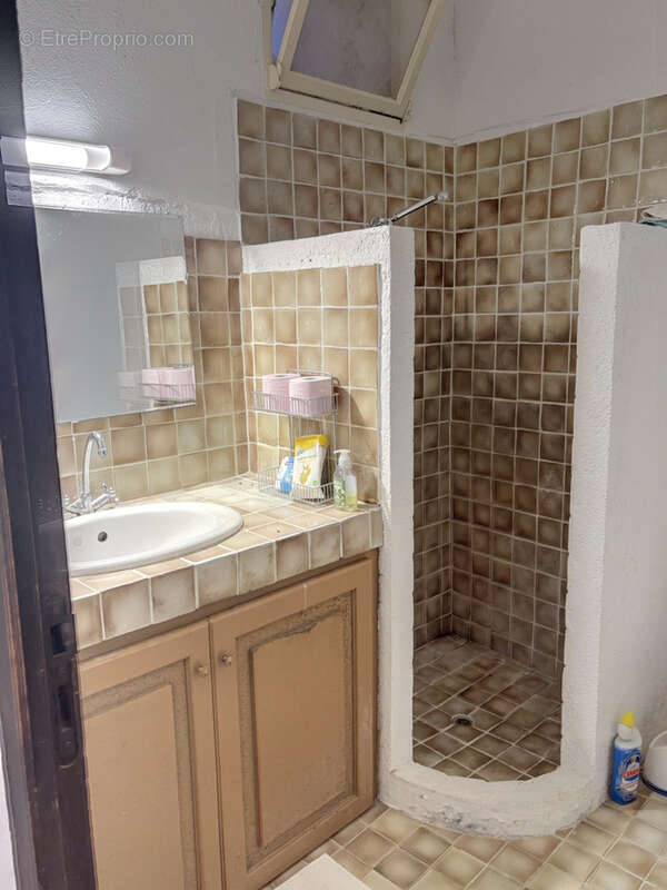 Maison à LA GARDE-FREINET