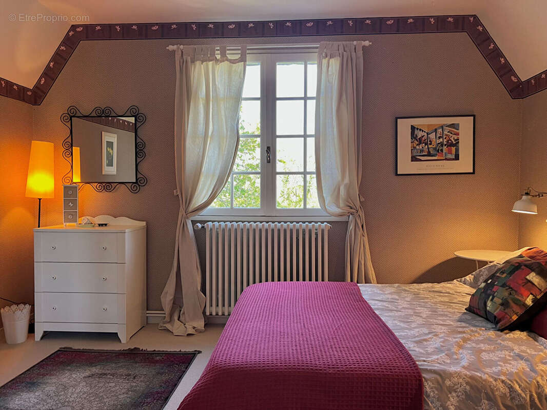 Maison à VELINES