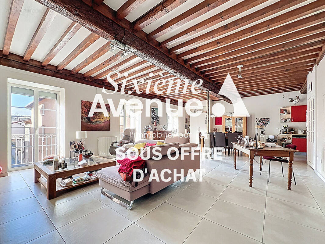 Appartement à SAINT-SYMPHORIEN-D'OZON