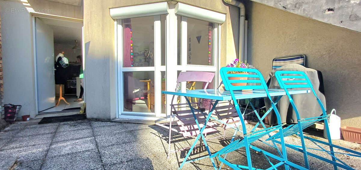Appartement à SAINT-MARTIN-D'HERES