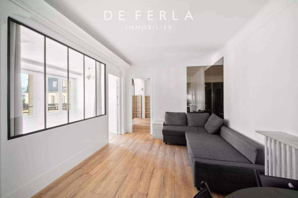 Appartement à PARIS-15E