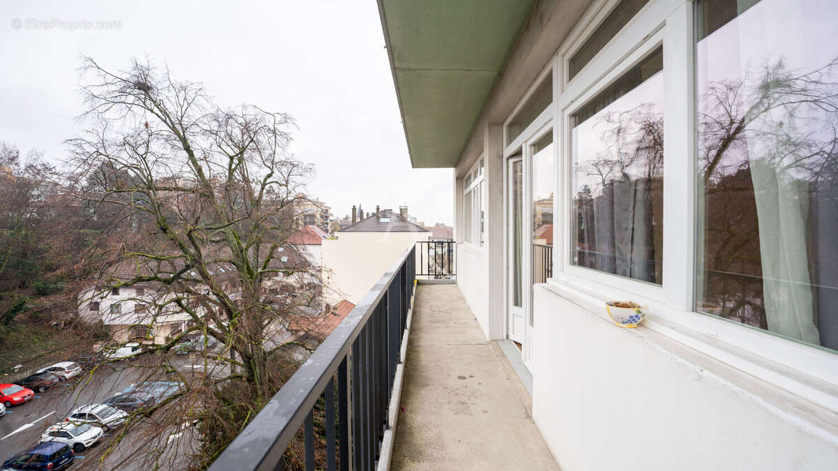 Appartement à SAINT-JULIEN-EN-GENEVOIS