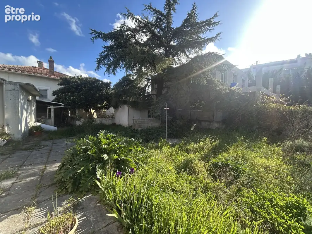 Beaucaire maison plain pied 80m2 a rafraichir avec dependances sur parcelle 832m2 - photo 2