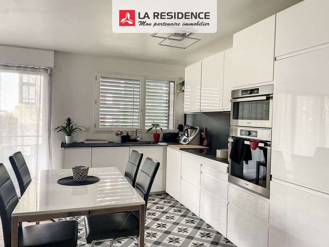 Appartement à ASNIERES-SUR-SEINE