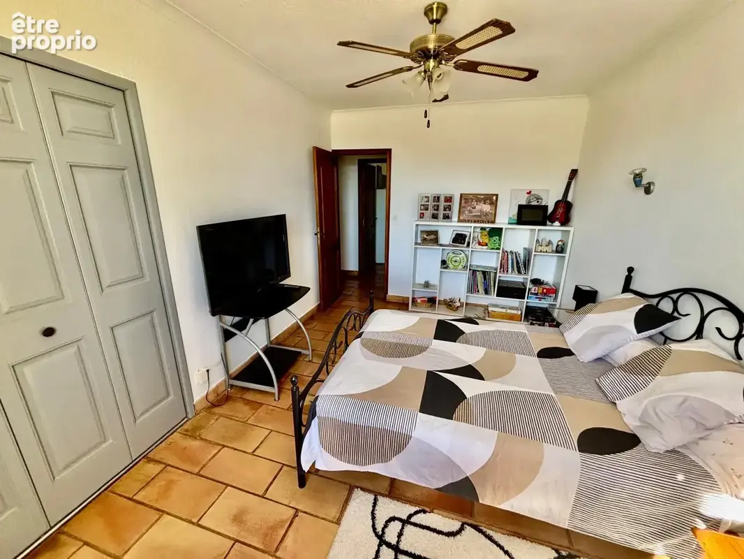 GRIGNAN- Villa avec VUE et piscine sur un terrain de 2 500 m2 - photo 20