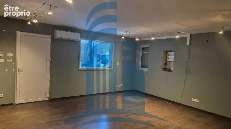 À vendre – local avec bureaux et entrepôt à quetigny (21) - photo 2