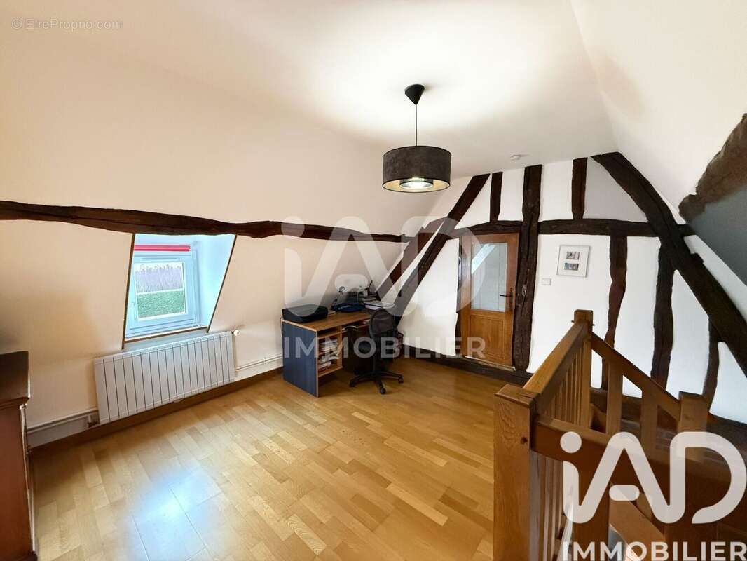Maison 150 m² à Ecquetot  - photo 7