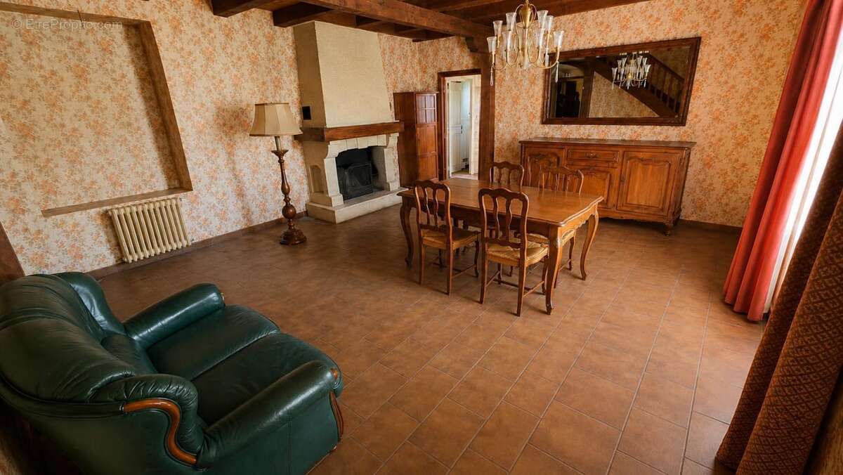 Maison à CAHORS