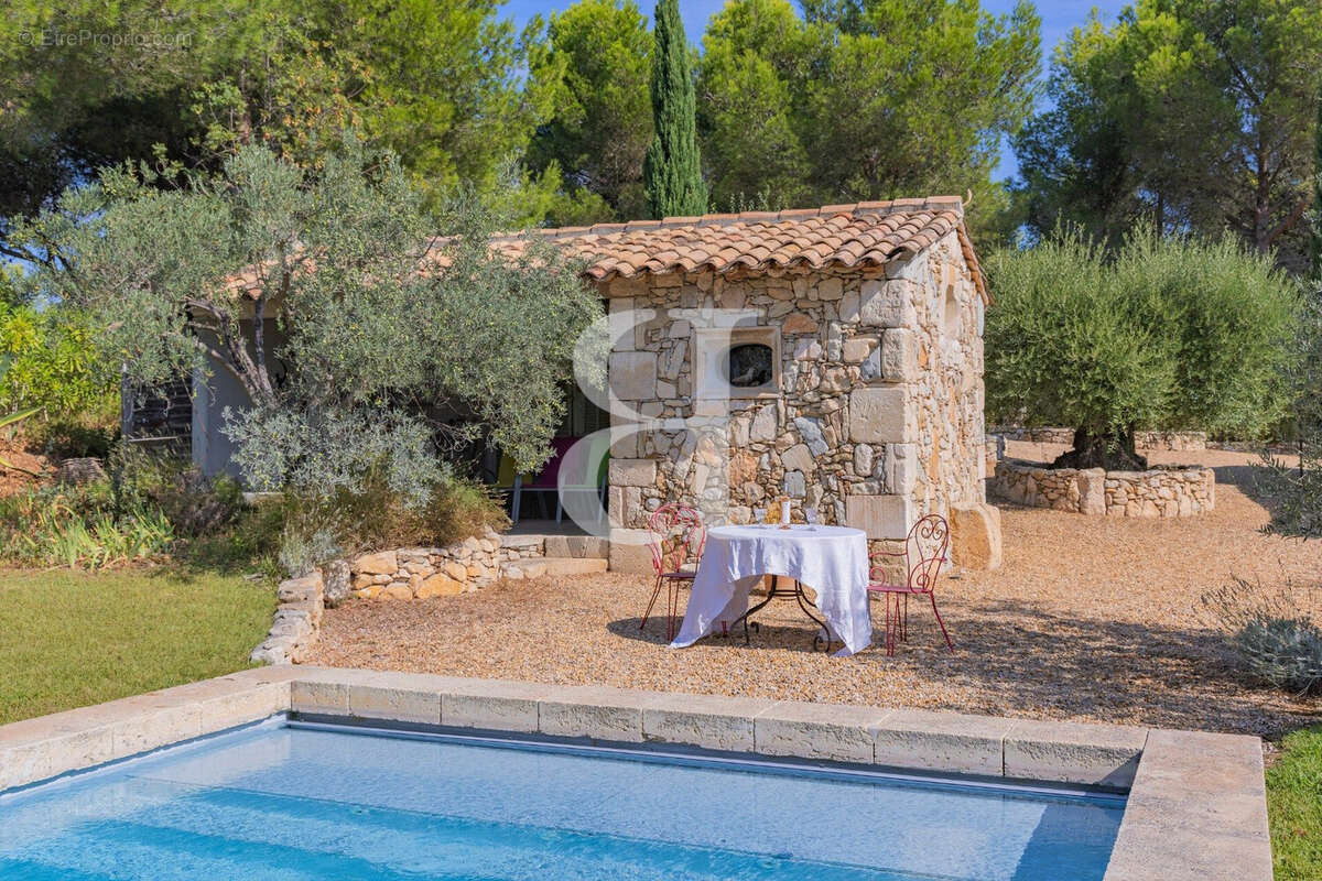 Maison à MAUSSANE-LES-ALPILLES
