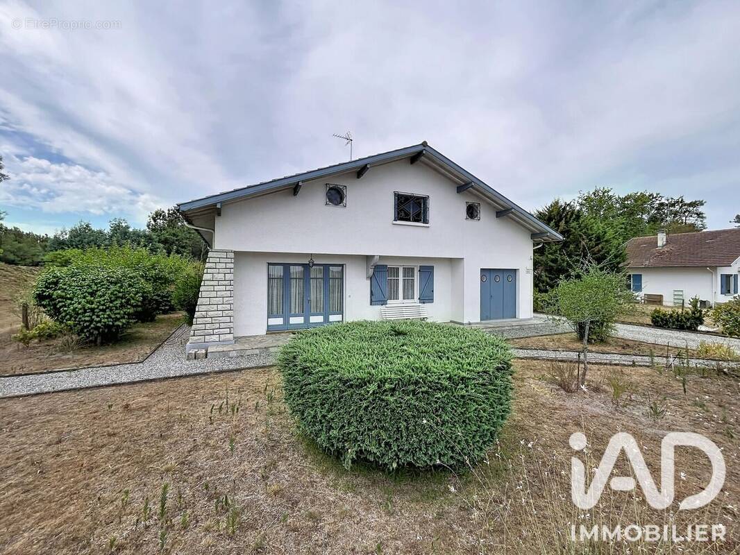 Photo 1 - Maison à RION-DES-LANDES