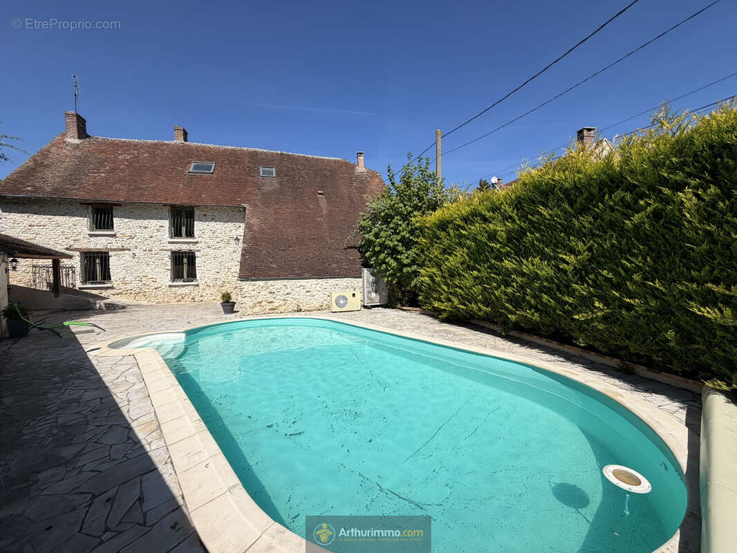 Maison à ROZAY-EN-BRIE