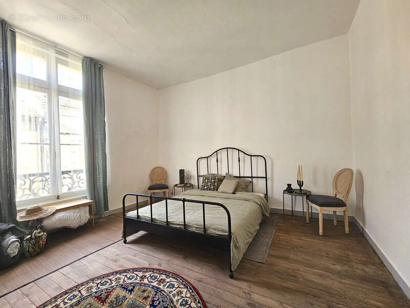 Maison à SAINT-PARDOUX-LA-RIVIERE