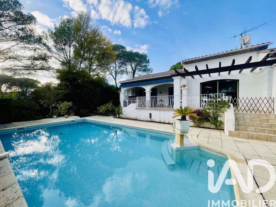 Photo 3 - Maison à SAINT-RAPHAEL