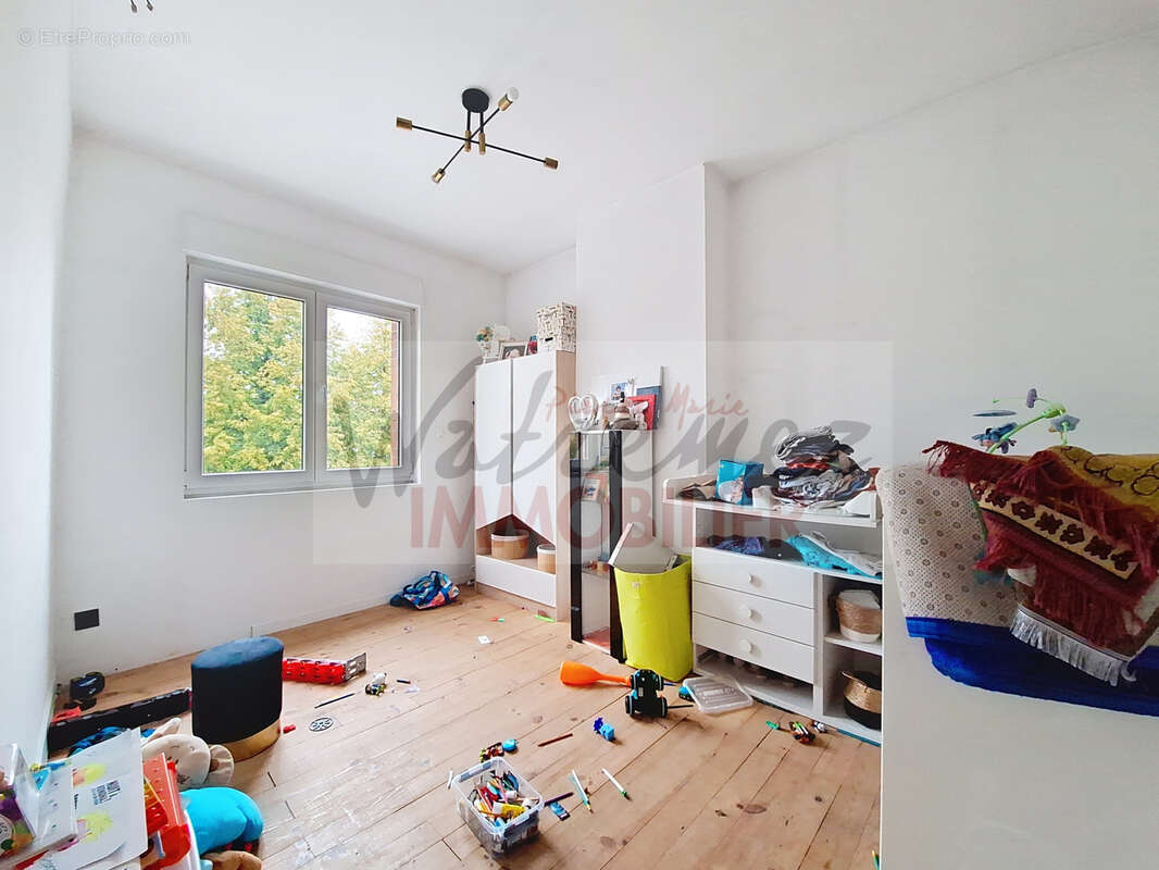 Maison à FRESNES-SUR-ESCAUT