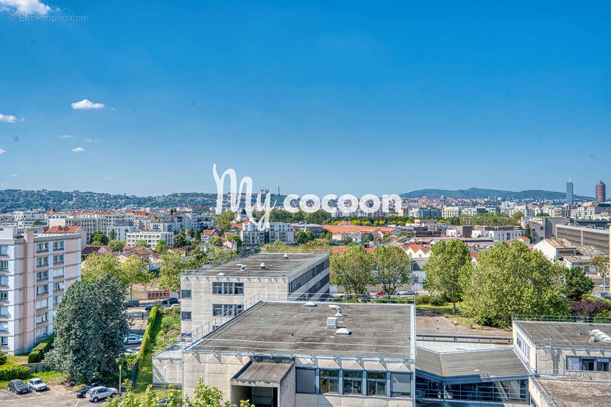 Appartement à LYON-8E