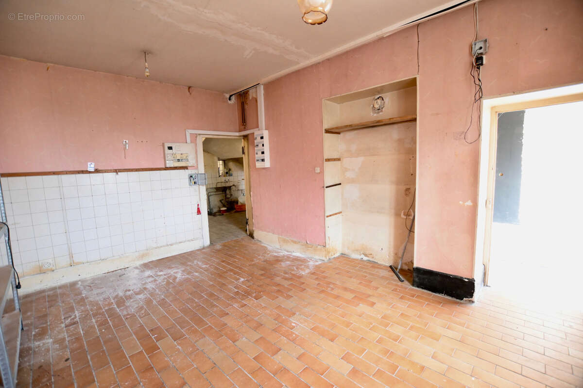 Maison à AISY-SUR-ARMANCON