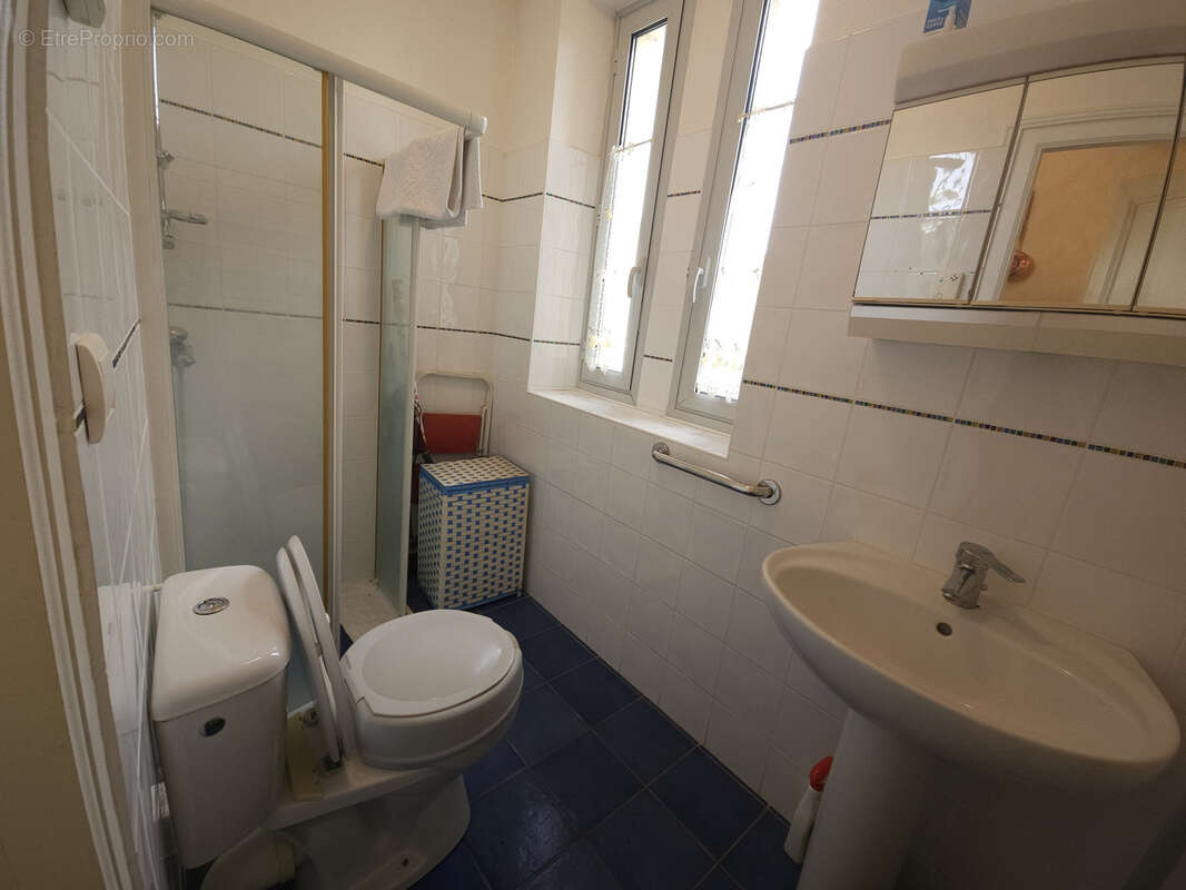 Maison à SAINT-GERMAIN-LES-BELLES