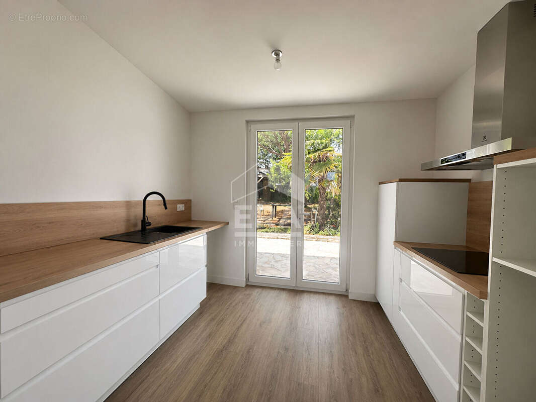 Maison agréable à vendre à Périgny - 4 pièces, 75 m², jardin 381 m² - photo 2