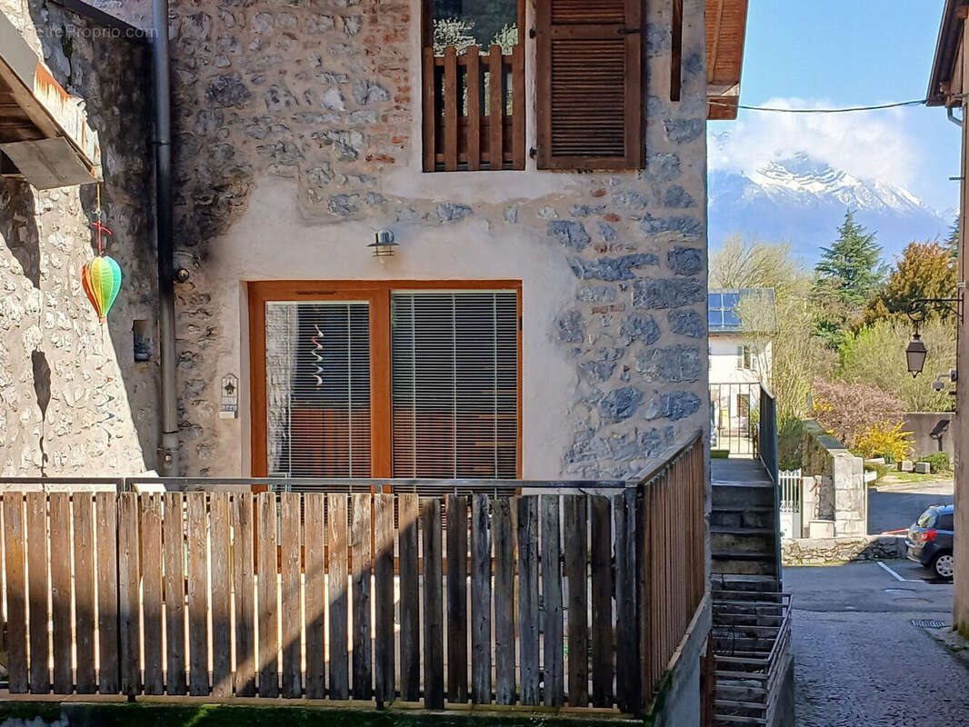 Maison à MONTMELIAN