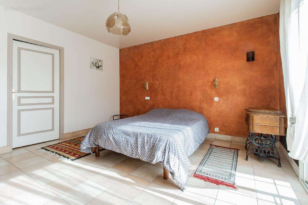 Maison à HAUTE-GOULAINE