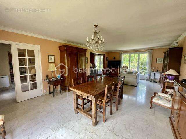 Maison à VILLIERS-SUR-ORGE