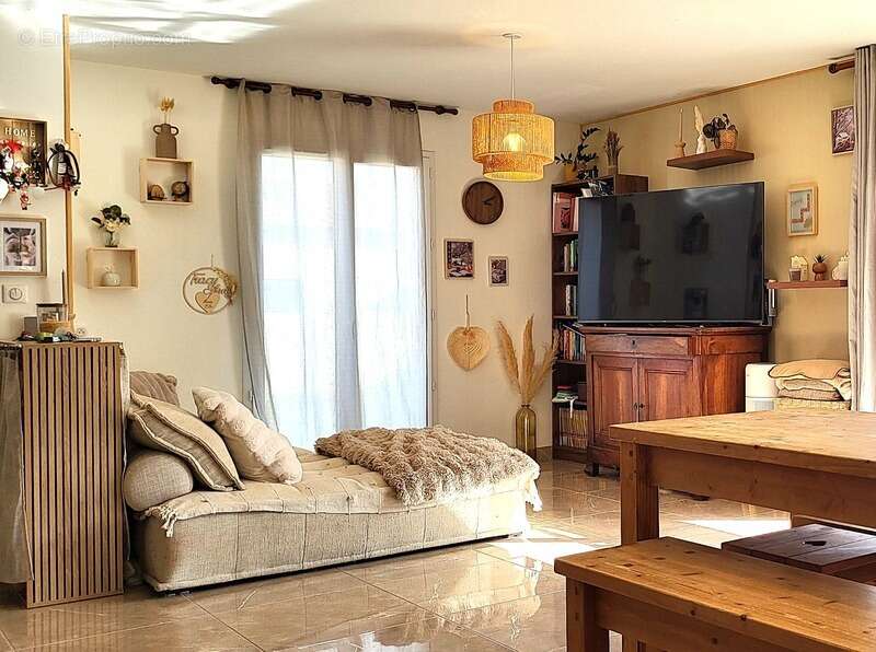 Maison à GINESTAS