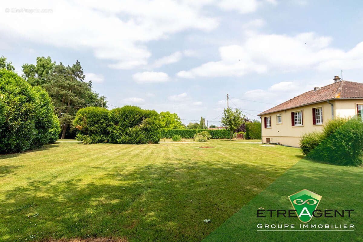 Maison NOGENT-LE-SEC - 82 m² - 3 chambres - photo 15