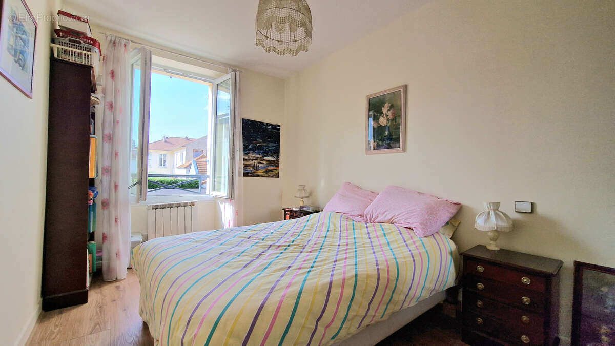 Appartement à RUEIL-MALMAISON