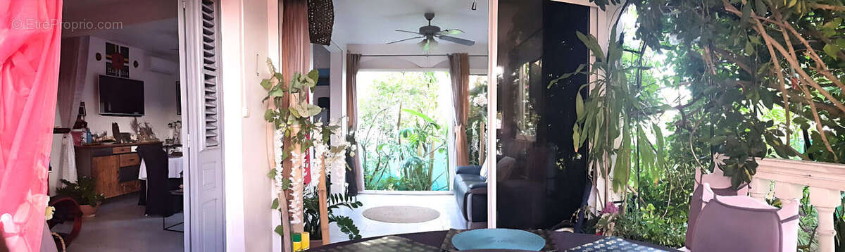 Appartement à SAINTE-LUCE