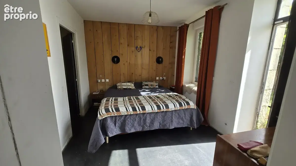 Propriété avec 2 maisons sur 2ha79ca - photo 5