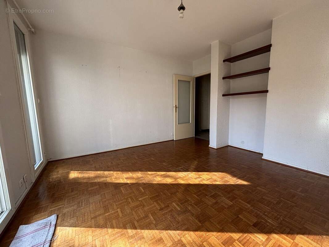 Appartement à SAINT-MARTIN-D&#039;HERES